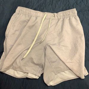 Vuori trail shorts